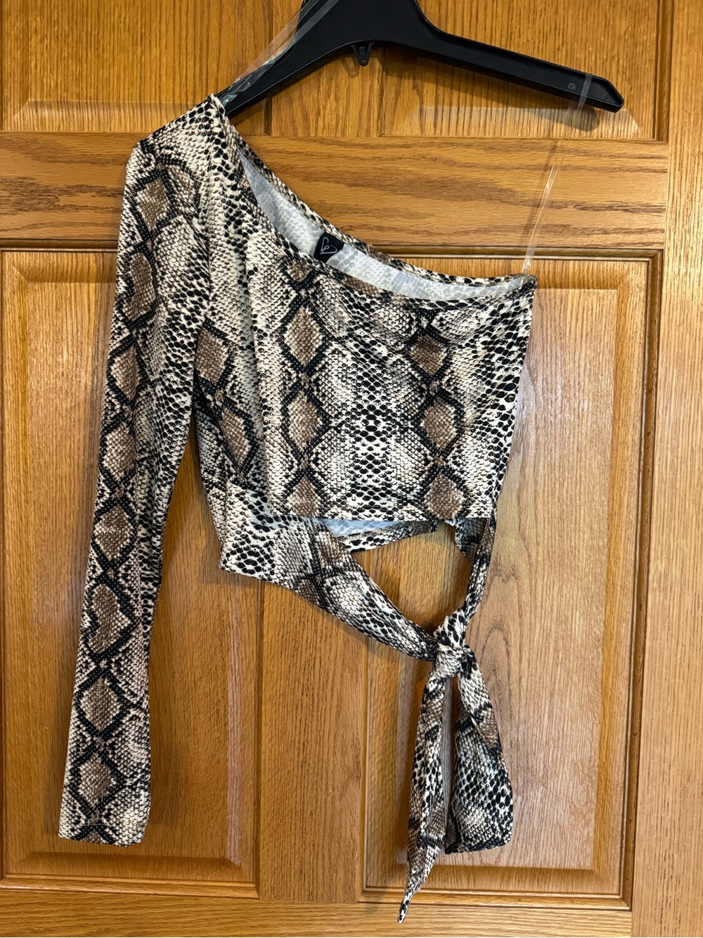 Windsor Snake Print One Shoulder Tie Front Crop Top NWT Medium